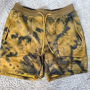 Lululemon Athletica Mustard and Black Textured Shorts